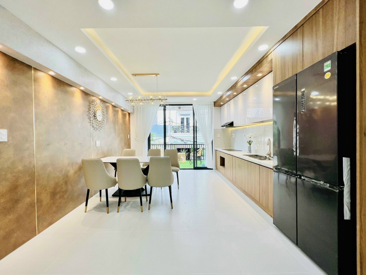 Kẹt vốn làm ăn bán Gấp Mặt tiền Cao Đạt, P.1 , Q.5 (4x12m) 5 tầng, giá 14.5 tỷ TL