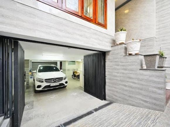 BIỆT THỰ MẶT TIỀN KHU VIP BÀU CÁT, 86M2, CHIỀU NGANG KHỦNG 5,5M, 6 TẦNG, TẶNG NỘI THẤT XỊN, 16.X TỶ