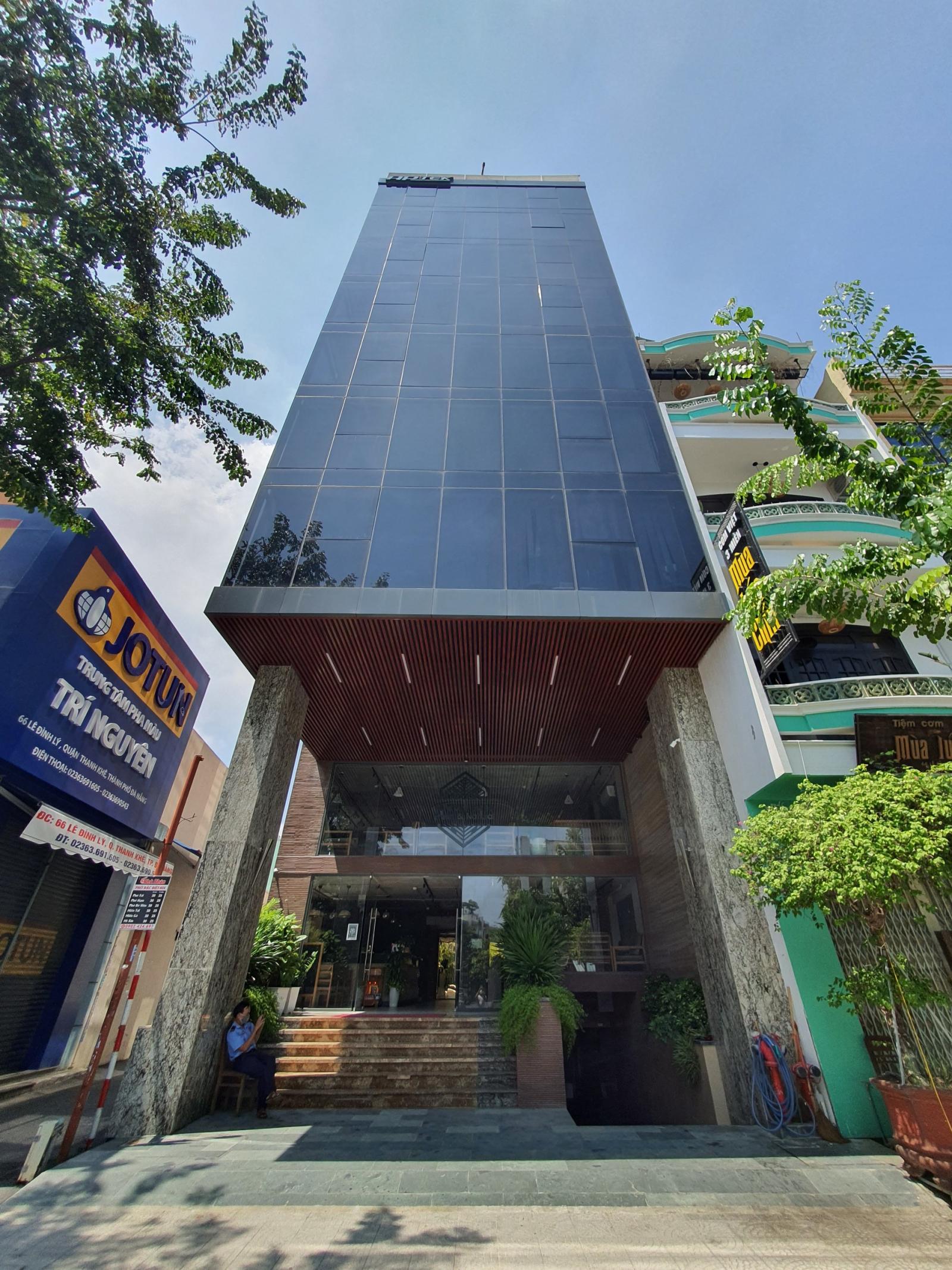 Nhà mặt tiền Lê Thị Hồng Gấm kế bên tòa nhà Sai Gon One Central, 4,2m x 20m, trệt - 4 lầu, 58 tỷ