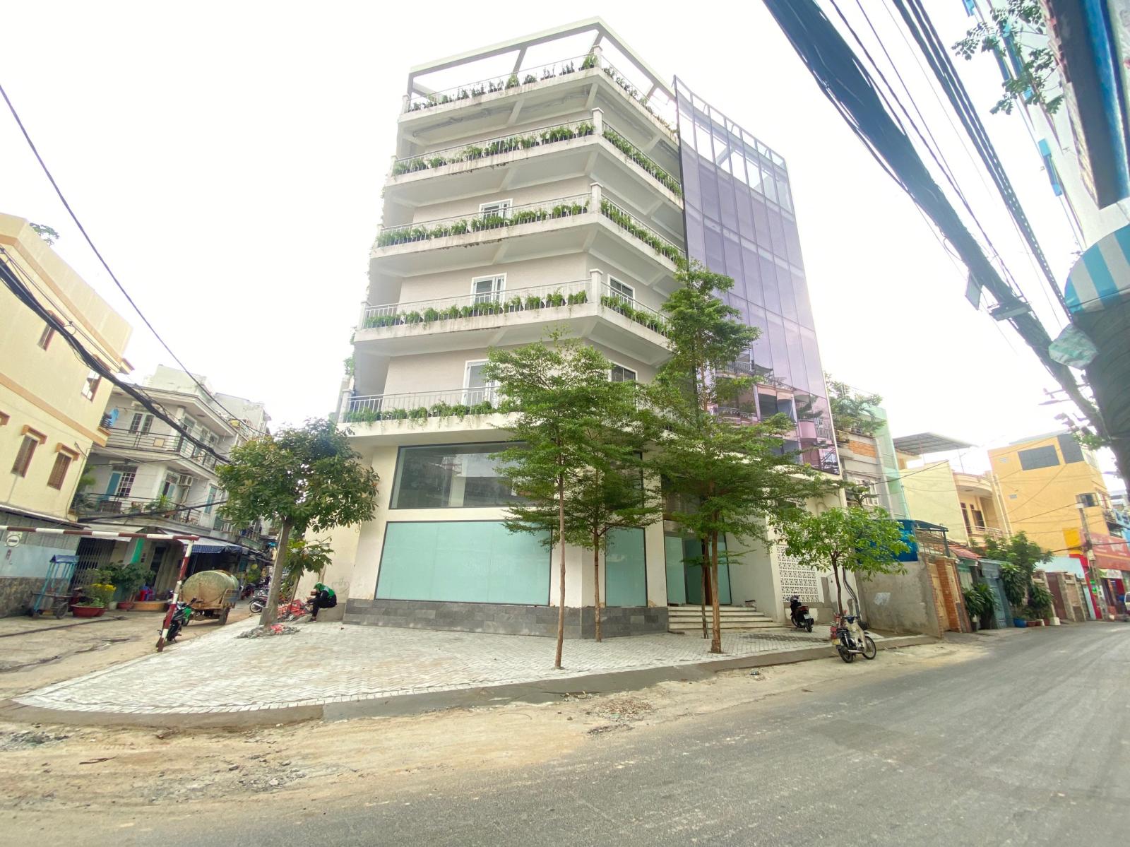 🏢Cho thuê toà nhà Gốc 2MT Cao Thắng xây mới 100% Quận 10, DT:10x20m, 7Tầng =300tr