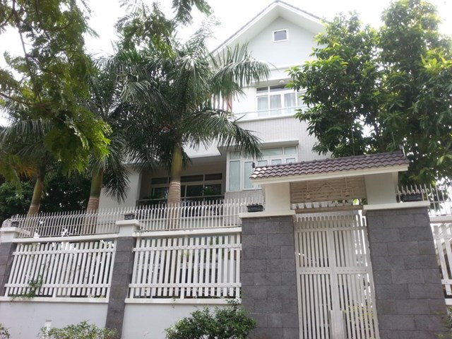 Biệt thự đường 26 Nguyễn Minh Hoàng, P. 12, Tân Bình, 8x17m, giá 30 tỷ