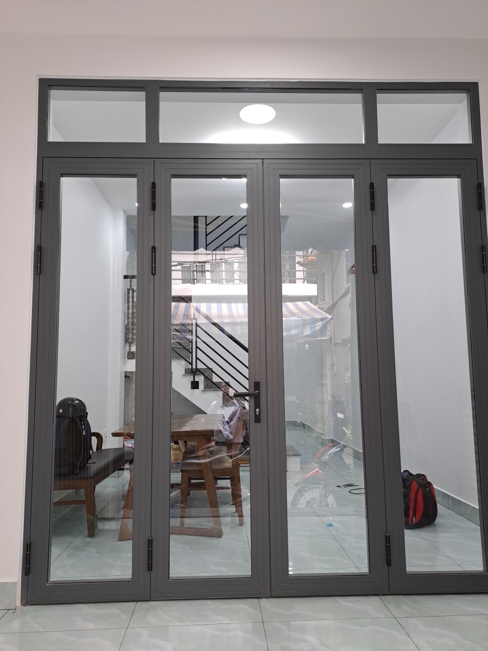 Cần tiền Bán căn nhà mới đường Lê Hồng Phong, P.1, Q.10 (3,5x11m) 3 tầng, giá 6.8 tỷ TL