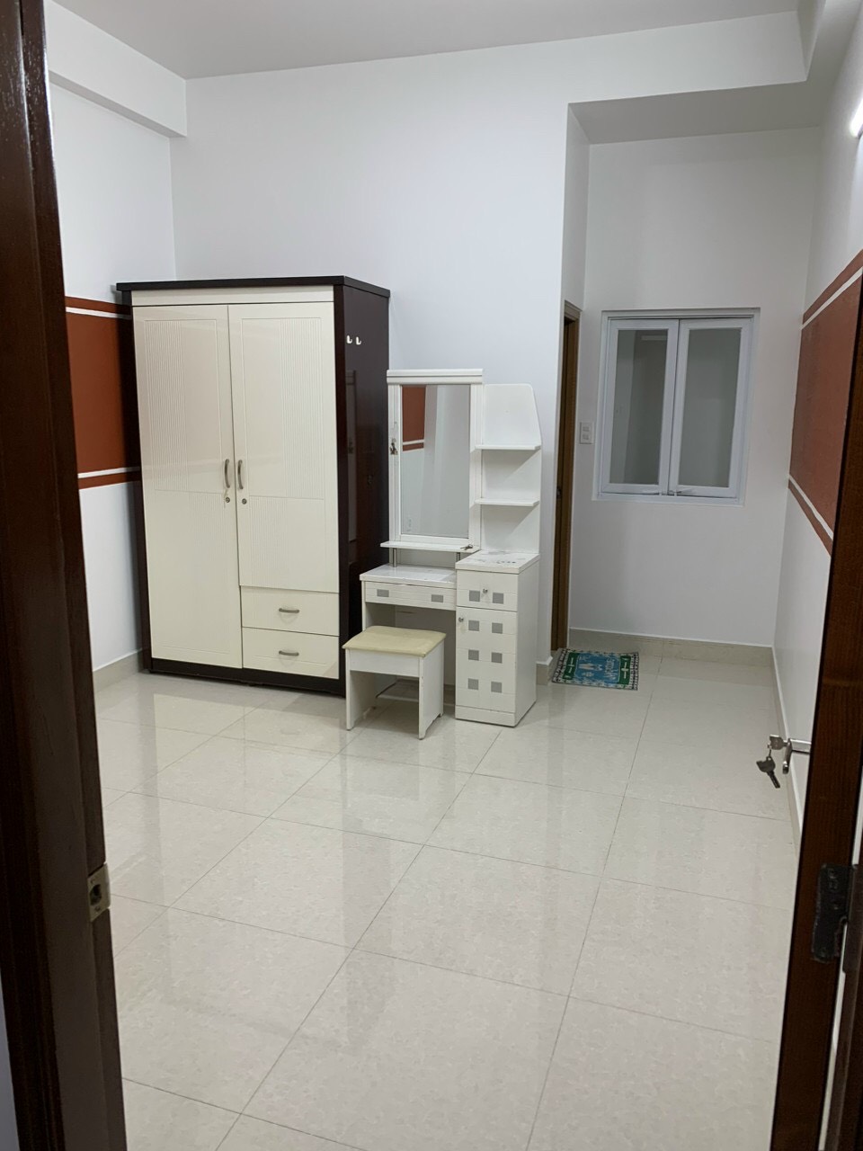 Cần tiền Bán căn nhà mới HXH Lê Hồng Phong, P.1, Q.10 (3,5x12m) 5 tầng, giá 11,3 tỷ TL