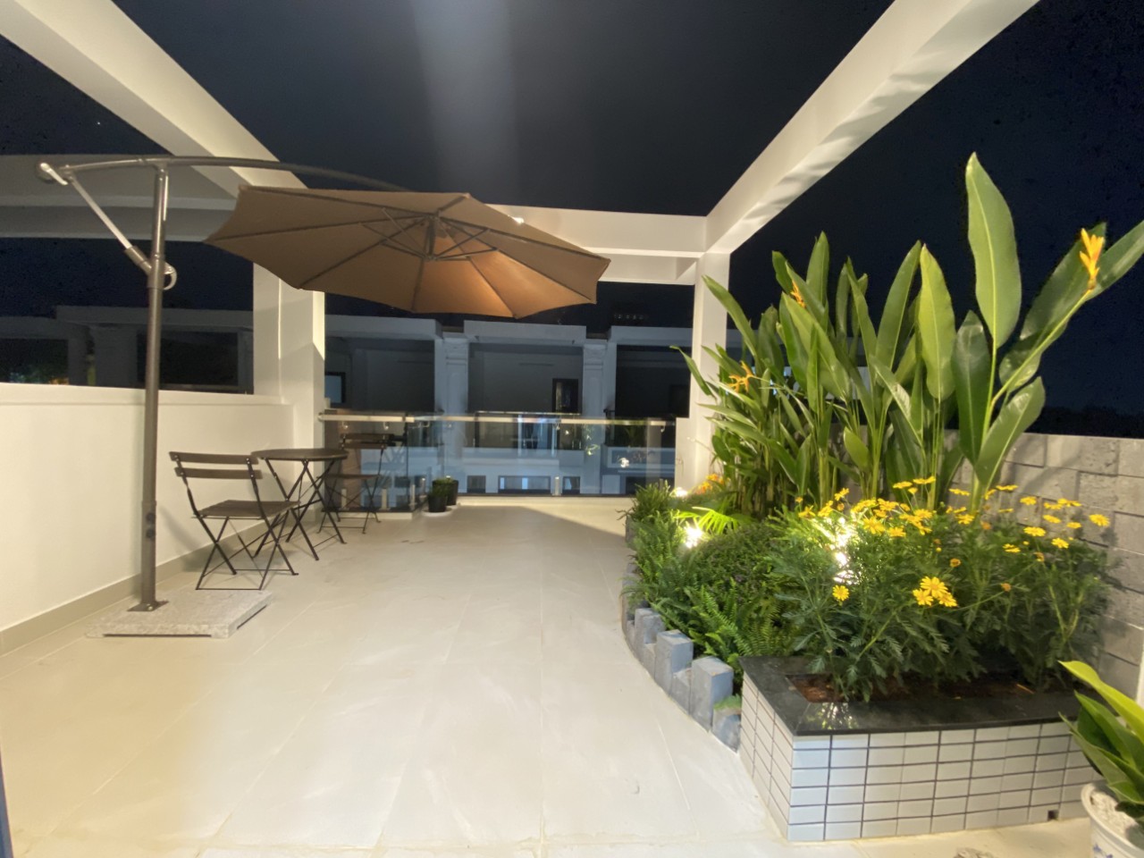 Siêu Phẩm Đẹp Y Hình, HXH 6m Lạc Long Quân, P3, Q.11 (4x12m) 6 tầng, giá 9,8 tỷ