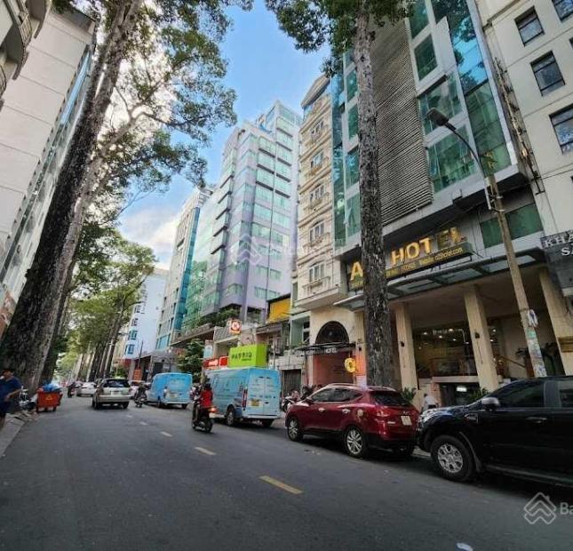 Bán khách sạn 18 Bùi Thị Xuân, P. Bến Thành, Q1: 115m2; Hầm 12 tầng, 44P, 7,2 tỷ/năm.