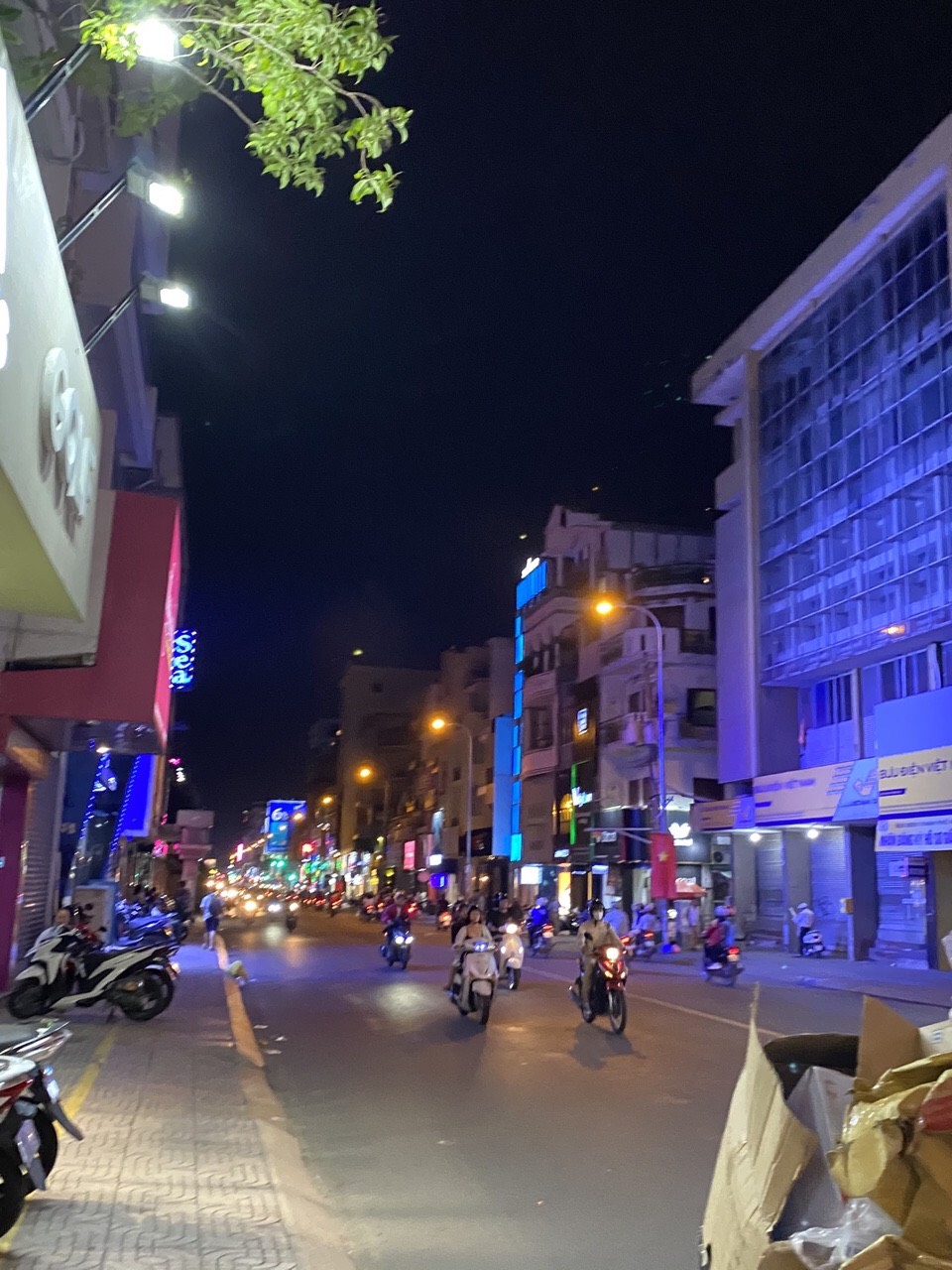 Bán nhà 4m x 18m mặt tiền đường Nguyễn Hồng Đào, P.14, Tân Bình, giá 17 tỷ