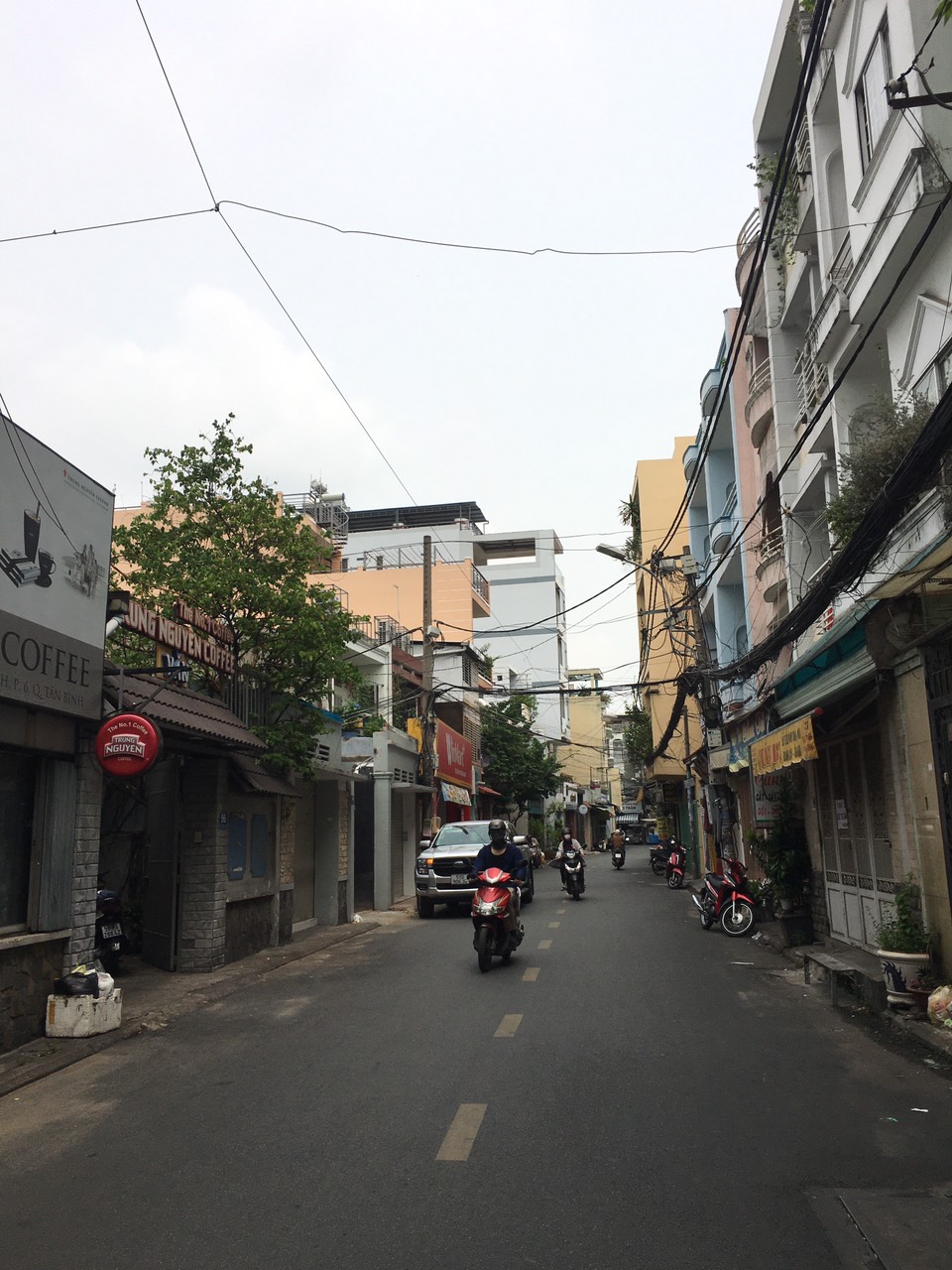 Bán nhà ngay chợ Nhật Tảo, sát bên sân Thống Nhất, phố đi bộ Nguyễn Lâm