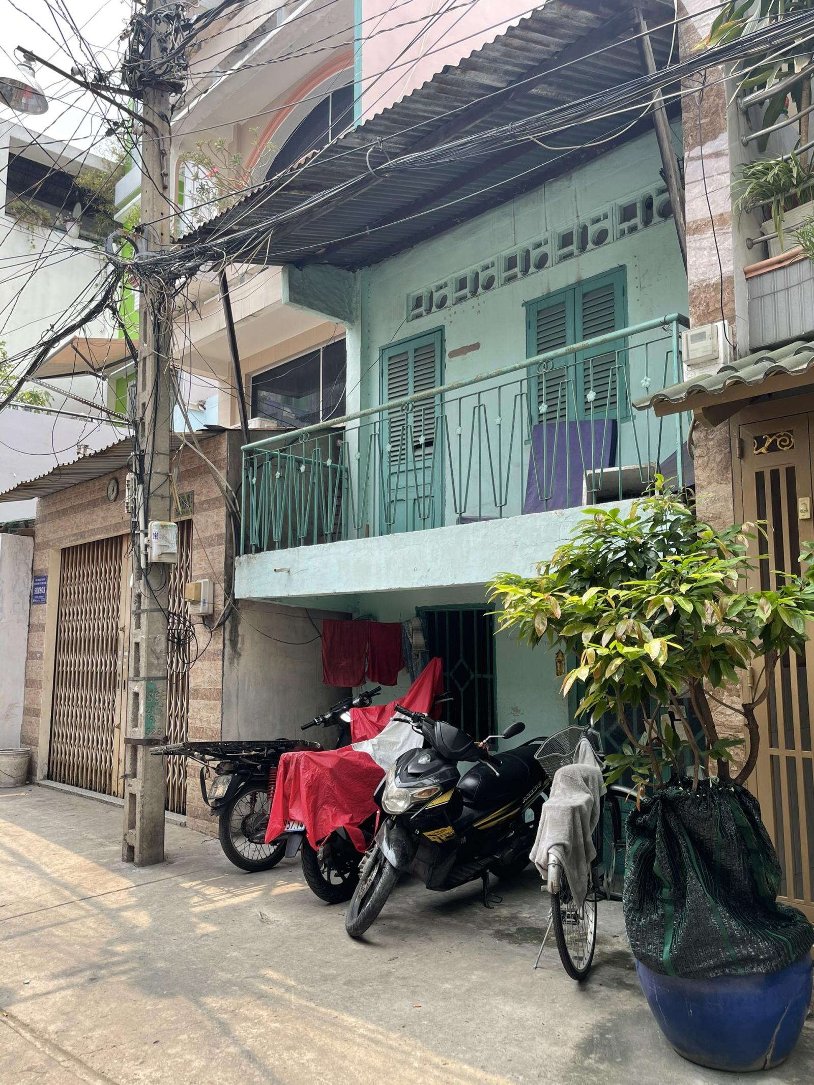 Nhà hẻm thông an ninh 5m (3.8x14) đường Bình Tiên Q.6