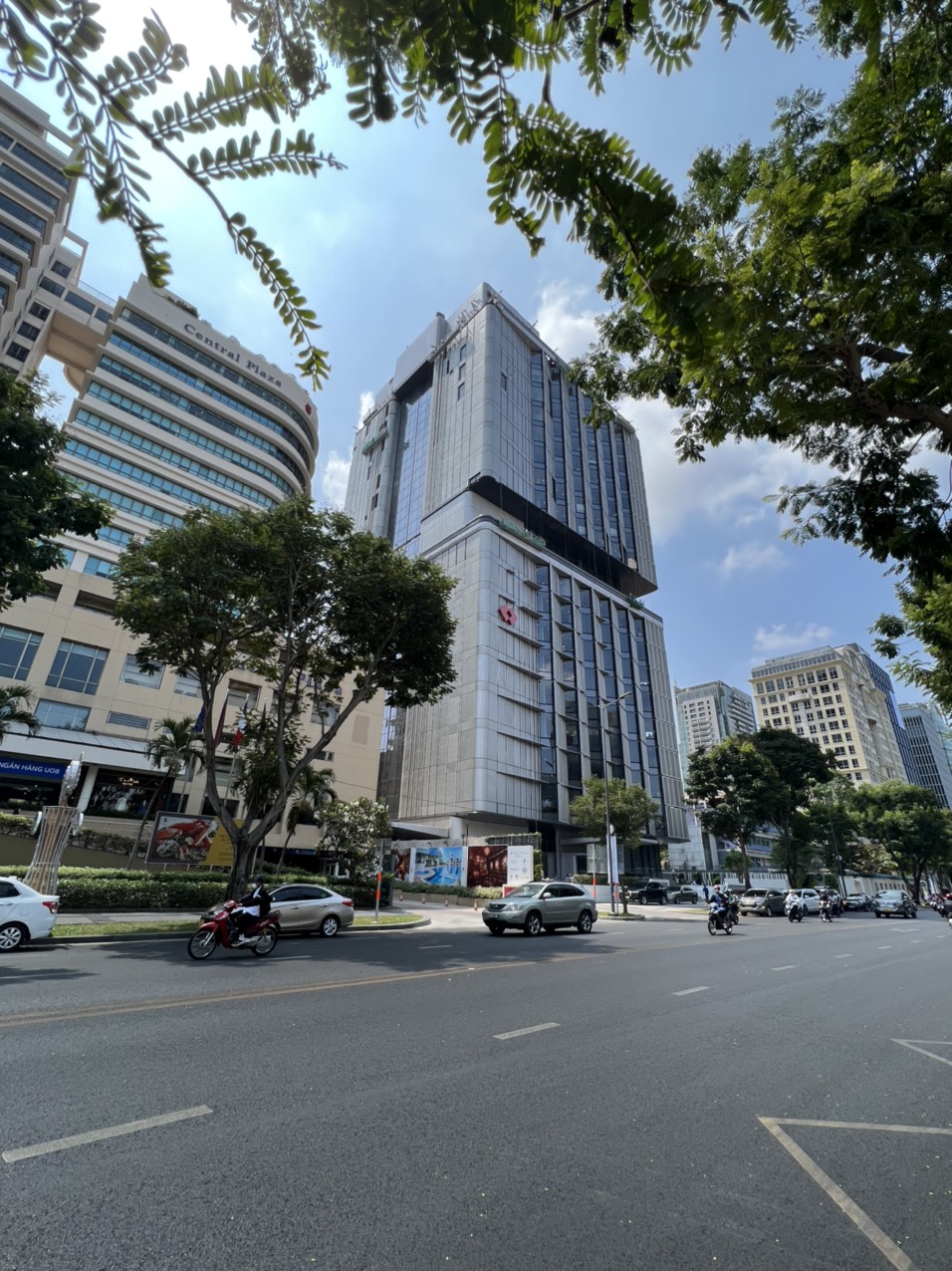 Bán tòa nhà Building mặt tiền đường Trần Quang Diệu P14 Q3 DT 6x9 CN 55m2 8 Tầng Giá 34 TỶ