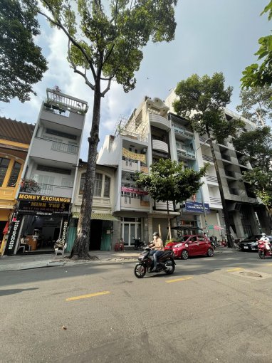 Bán nhà mặt tiền đường Hoa Phan Xích Long Phú Nhuận, DT: 5x11m ,5 lầu thang máy giá 11.9 tỷ