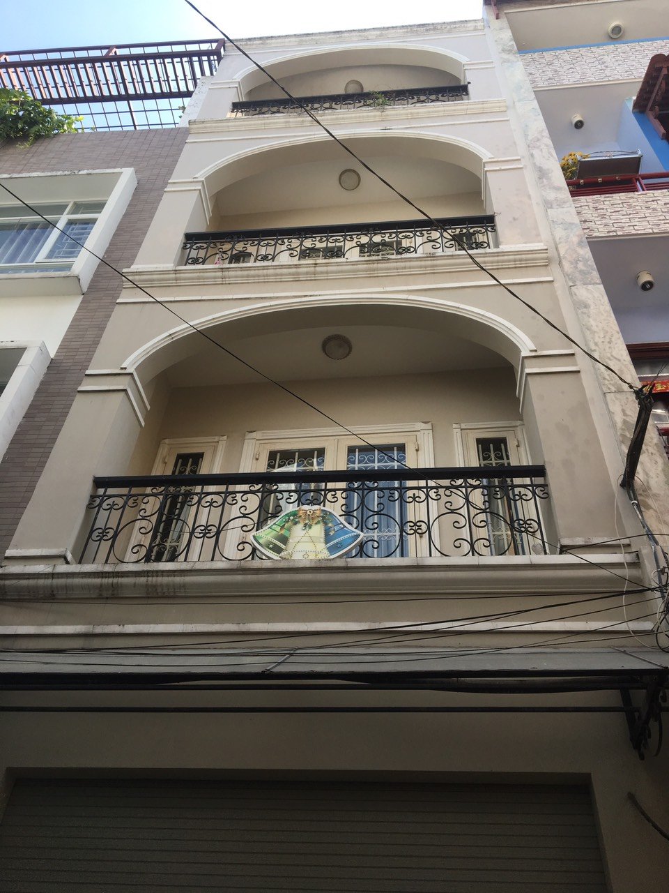 Tòa nhà tương lai 15x20m tại con đường thời trang caocấp Nguyễn Trãi, quận 5