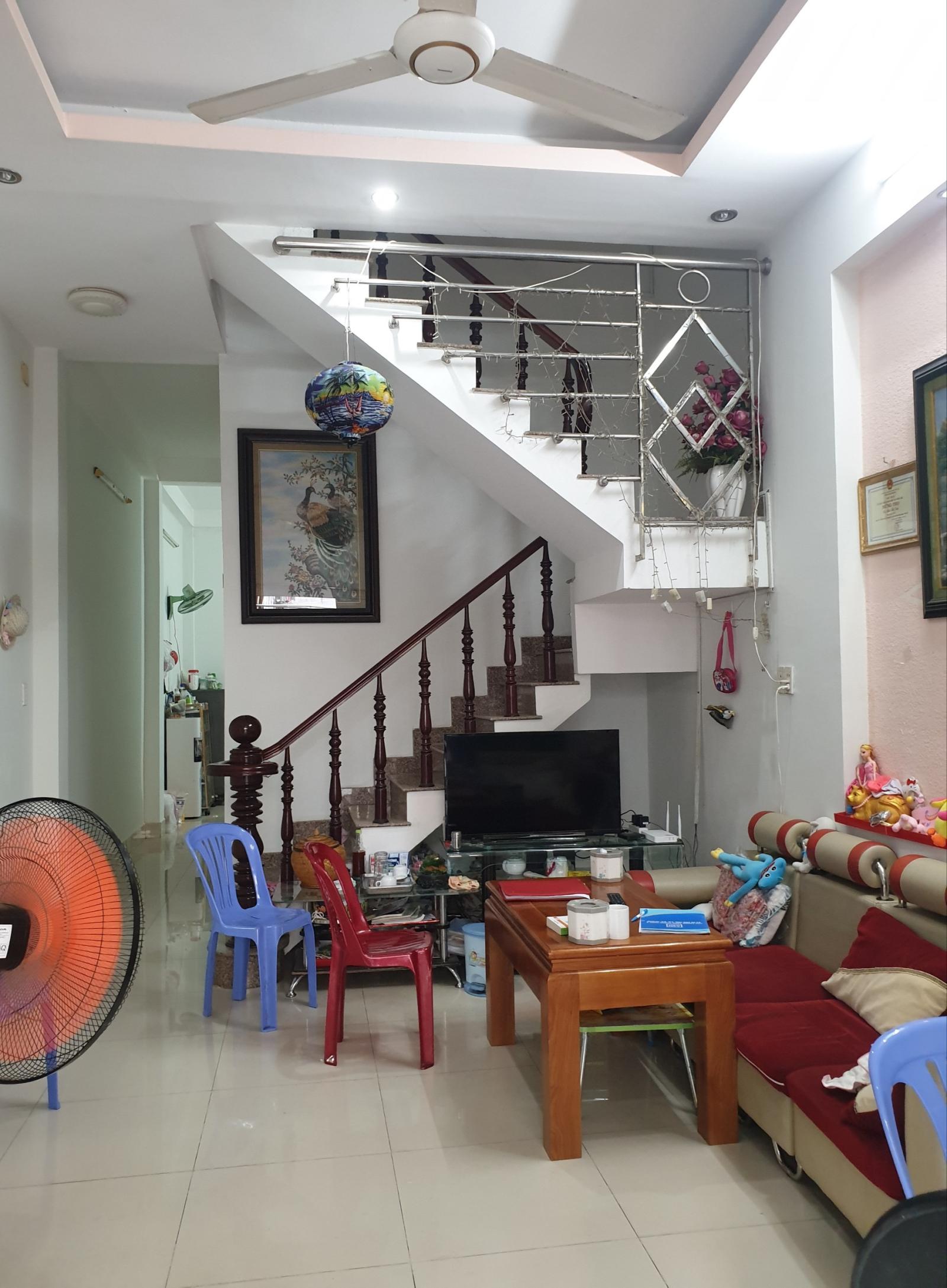 Hẻm xe hơi Huỳnh Tấn Phát, 84m2, 3 tầng, 3PN, Sân Thượng, Giá 6,85 tỷ