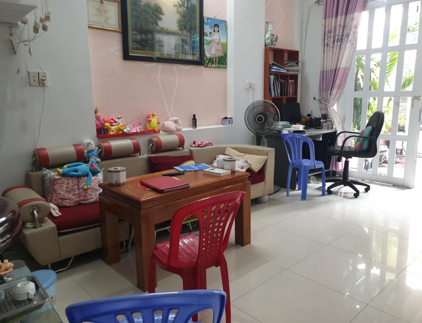 Hẻm xe hơi Huỳnh Tấn Phát, 84m2, 3 tầng, 3PN, Sân Thượng, Giá 6,85 tỷ