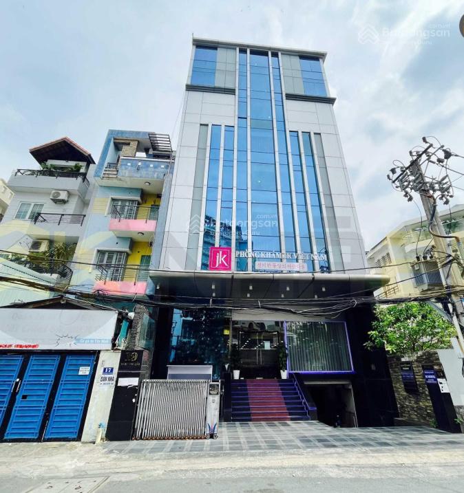 Bán tòa nhà Cao Thắng - Nguyễn Thị Minh Khai, Quận 3 DT 7.5x18m 5 lầu thuê 200 tr/th, giá 80 tỷ