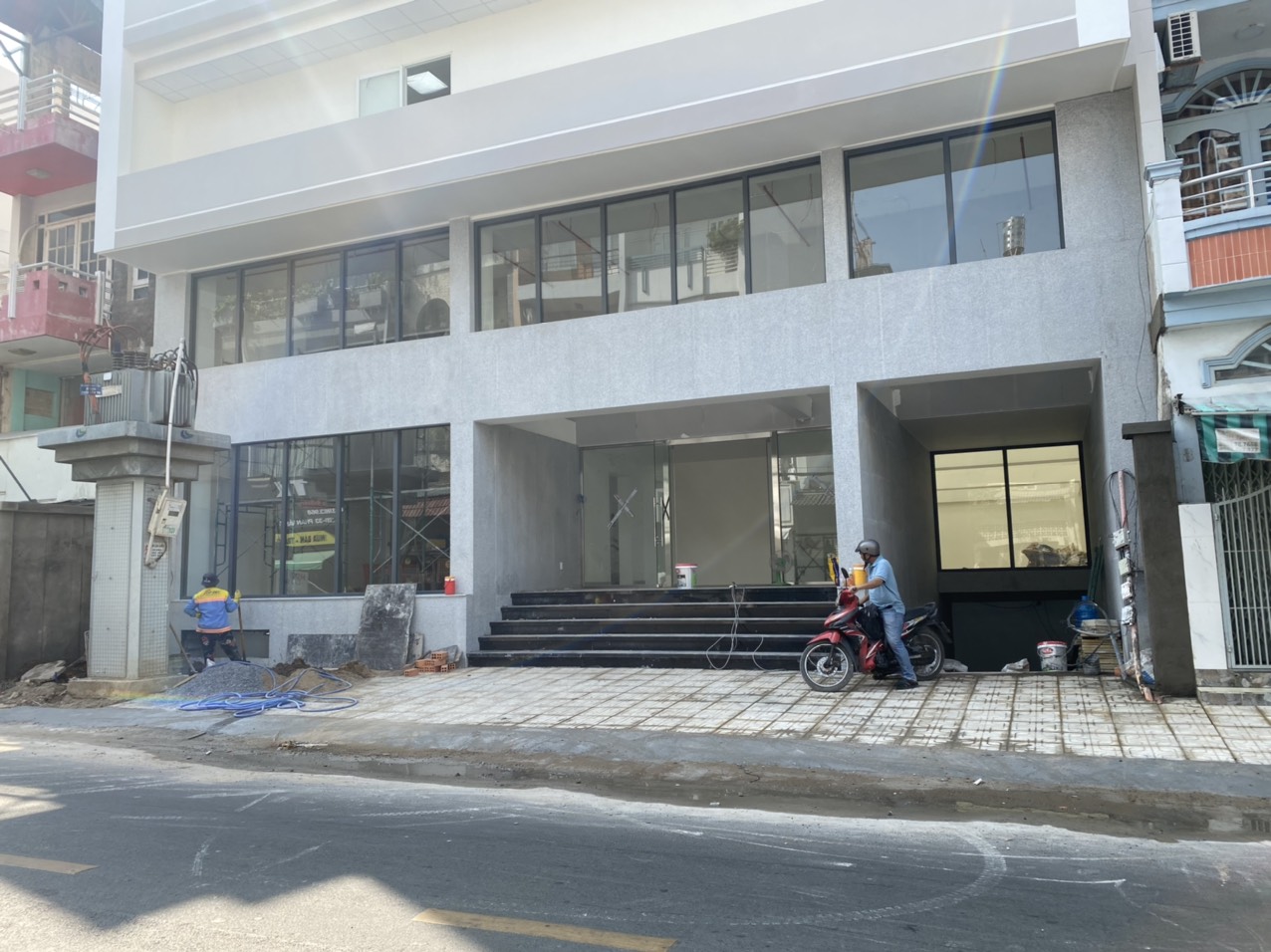 Building Hầm - 10 tầng ngay Nguyễn Văn Cừ. DT: 15*21M. Quận 5. Giá bán: 150 tỷ