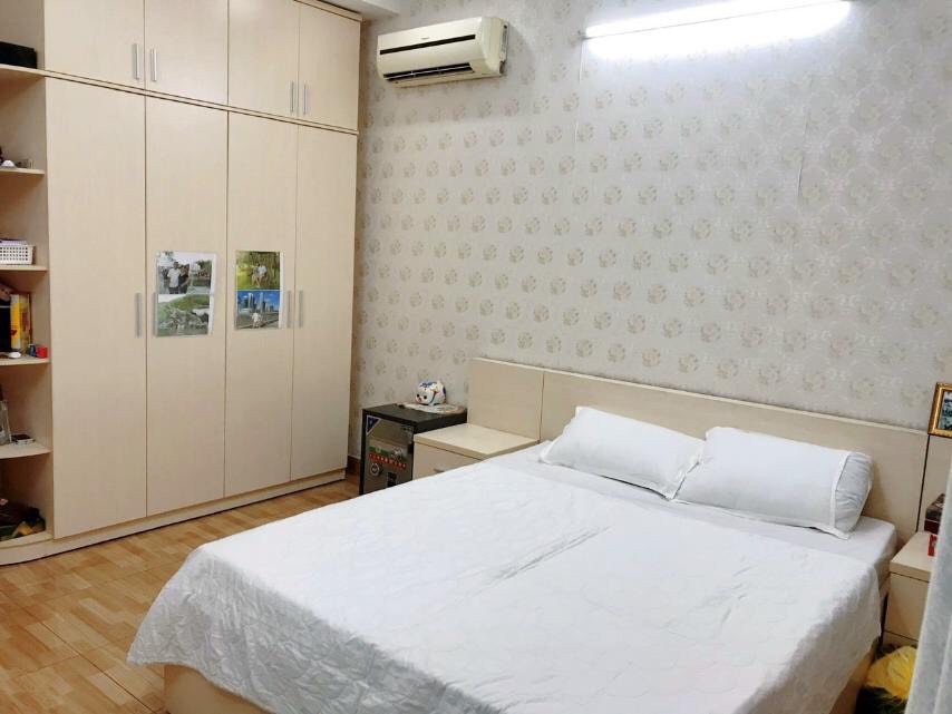Bán Gấp nhà HXT đường Lê Văn Huân, P.13, Tân Bình (4x21m) 5 tầng, giá 11.5 tỷ TL