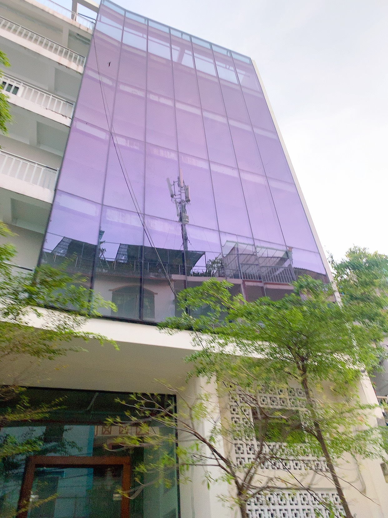 Chính chủ - 2MT thương hiệu Nguyễn Đình Chiểu, P. Đa Kao, Q1 (6 x 20m) 4 tầng HĐT 150tr gía 60 tỷ