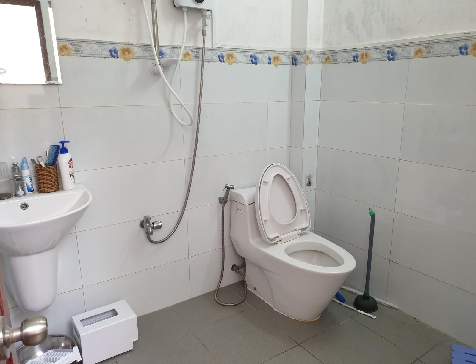 Hẻm Ô tô đường Ba Tháng Hai, 70m2, 4 tầng, 9PN Chỉ 8,5 tỷ