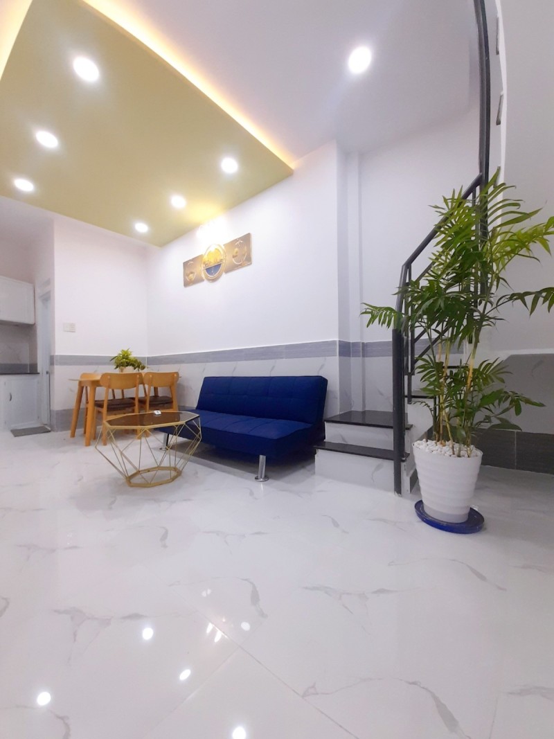 Bán gấp nhà HXH vị trí cực đẹp, Lê Trọng Tấn, Tân Phú, giảm còn 3.8 tỷ