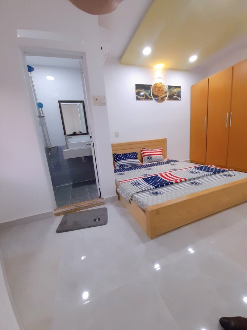 Bán gấp nhà HXH vị trí cực đẹp, Lê Trọng Tấn, Tân Phú, giảm còn 3.8 tỷ