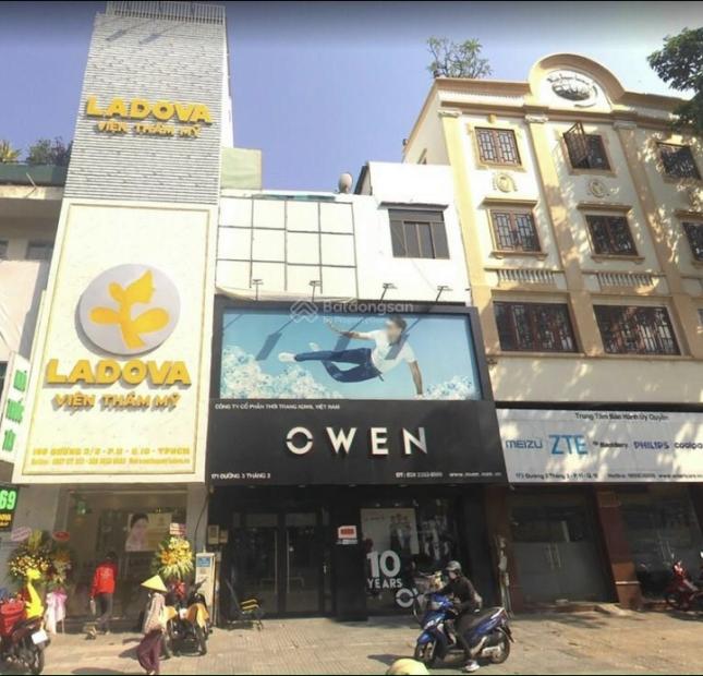 Ngộp bank bán gấp nhà MT ngay Hai Bà Trưng Phường 7 Quận 3. DT 8X18m, 5 lầu,HĐT 100 tr/th