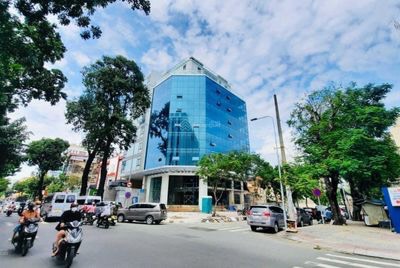 Bán tòa nhà góc 2 mặt tiền số Nguyễn Trãi với Nguyễn Cảnh Chân Quận 1.