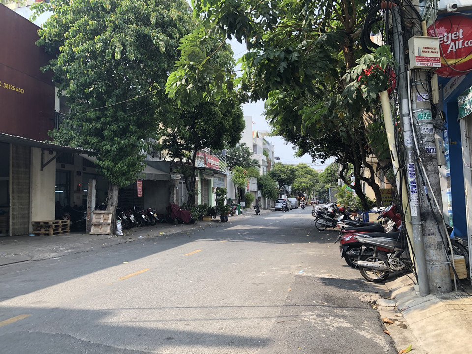 Bán nhà mặt tiền đường Nguyễn Tri Phương, Quận 10