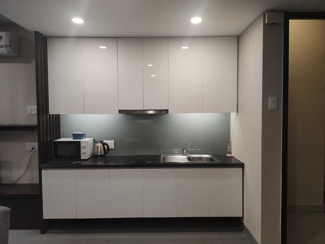 Bán gấp nhà đường Phạm Ngọc Thạch, có HĐ thuê 100tr/thg, giá 32,5 tỷ