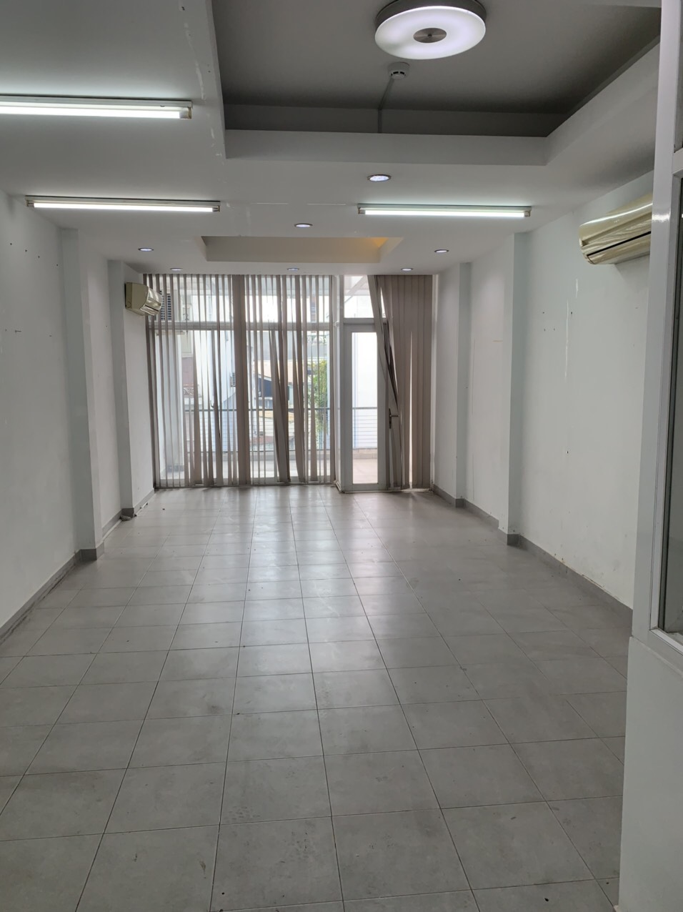 Bán 1 căn duy nhất đường Thạch Thị Thanh, P.Tân Định, Q.1 (4,1x17m) 6 tầng, giá 17.5 tỷ TL
