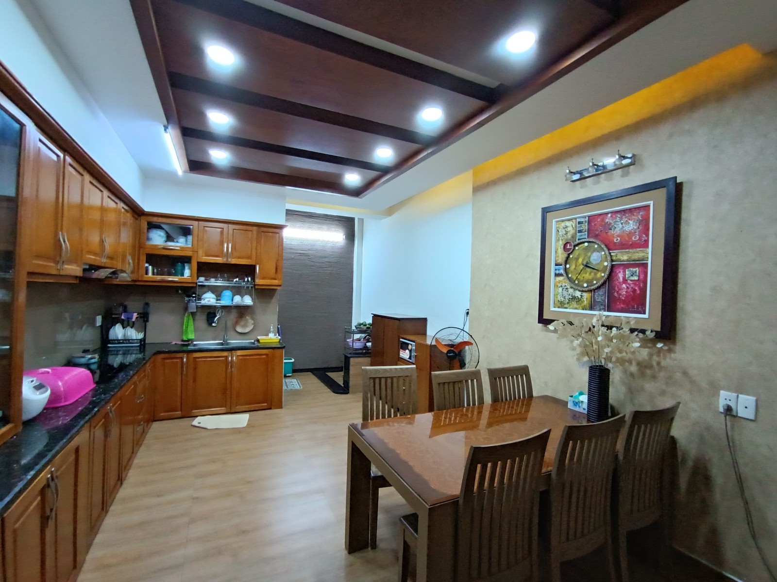 Sắp định cư, bán gấp mặt tiền Diệp Minh Châu 5 tầng, khu VIP chỉ nhỉnh 14 tỷ. TL