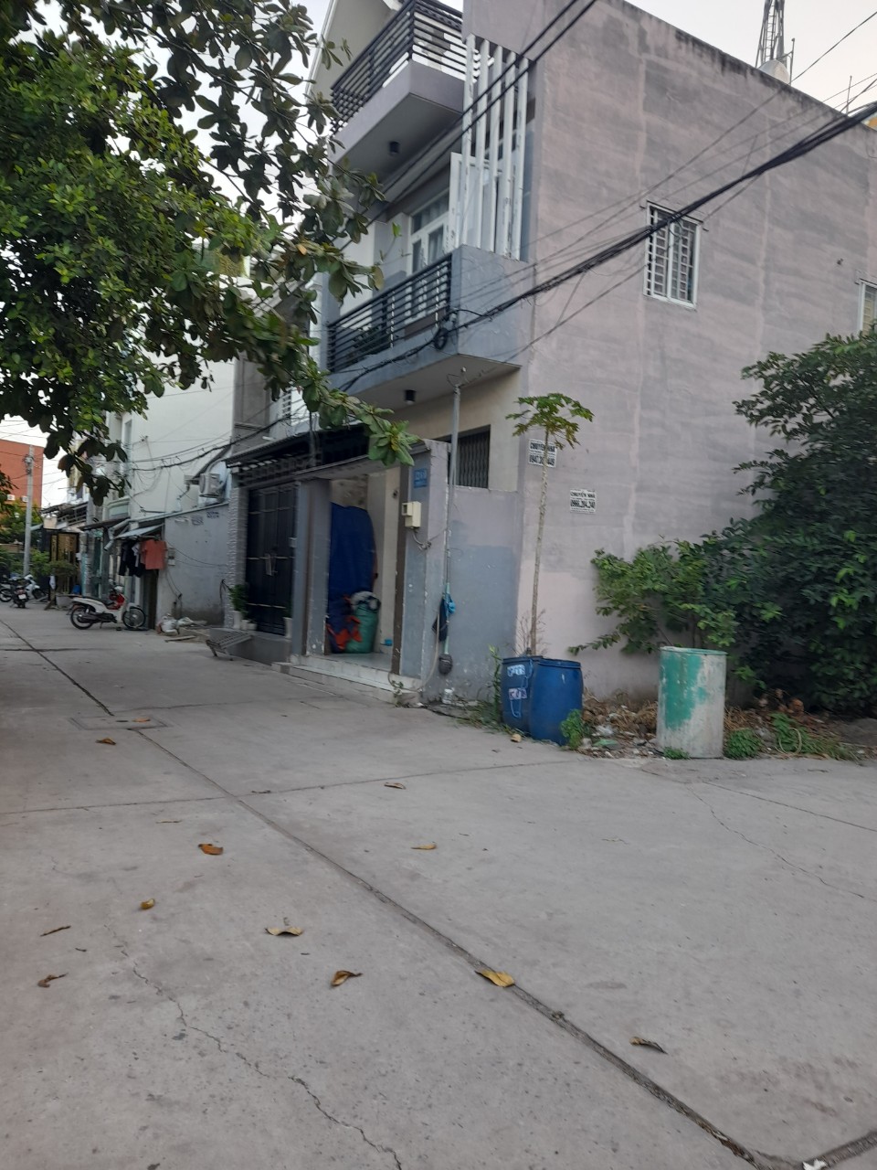 Nhà bán 8m x 15m 3 lầu 1123 quốc lộ 1A Tân Tạo Bình Tân 5,2 tỷ