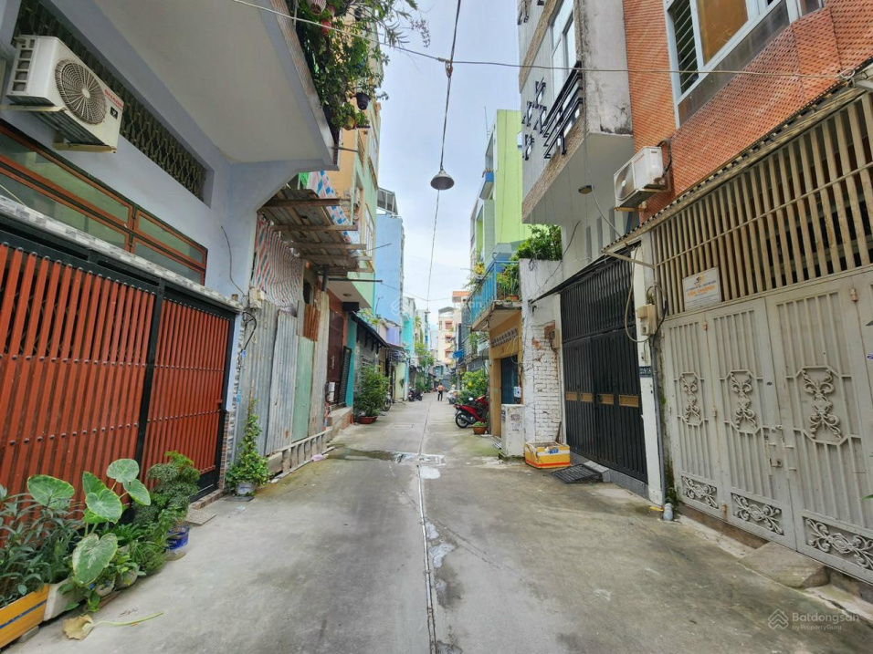 Căn hộ dịch vụ cao cấp. 4 tầng. DTSD: 289 m2, Q3. Dòng tiền ổn định 89 tr tháng. Giá chỉ 17 tỷ 900