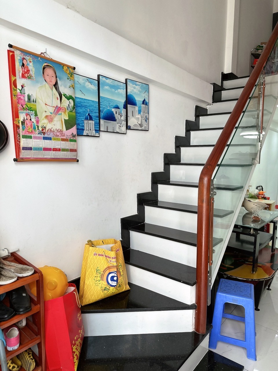 Ngợp ngân hàng, bán gấp nhà mặt tiền, đẹp 3 tầng Hồ Văn Long Bình Tân chỉ 4 tỷ.TL