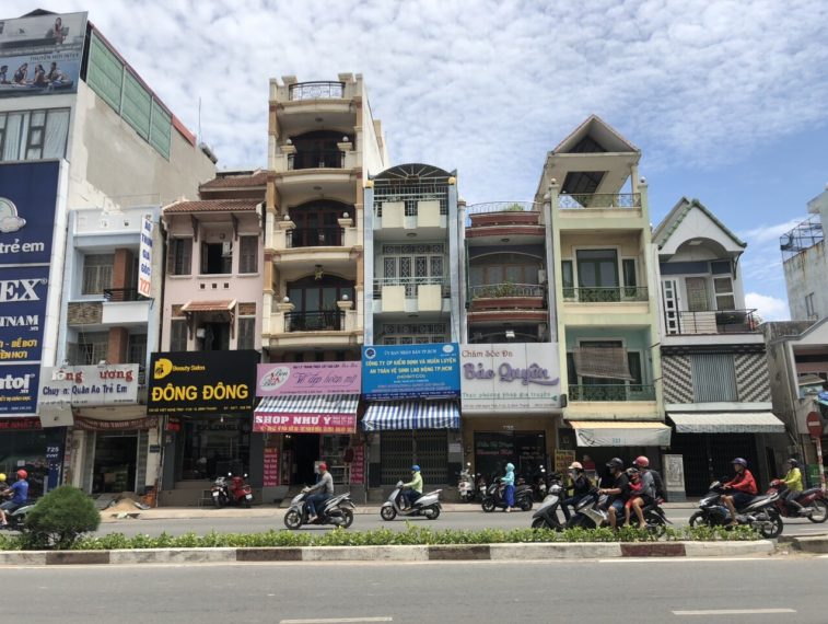 Bán nhà mặt tiền Lê Quang Định, Bình Thạnh, 4.7x28m, HĐT45tr giá 17.5 tỷ