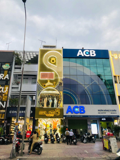 Ngộp bank bán nhà MT Hai Bà Trưng, Quận 3, DT 8x18m, 3 tầng, HĐ thuê 130 triệu/th