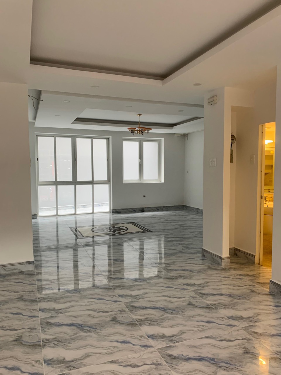 Bán nhà Cư xá Ngân Hàng 8,5x25m 6 TẤM & THANG MÁY CAO CẤP Sẵn Thu nhập khủng Khu sang trọng giáp Q1