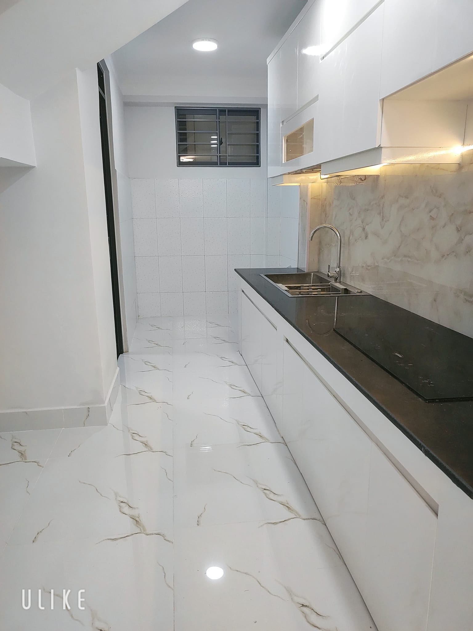 Bán Nhà mới 40m2, 2 Lầu đúc 2PN - hẻm 4,5m Trương Phước Phan - Giáp Quận 6