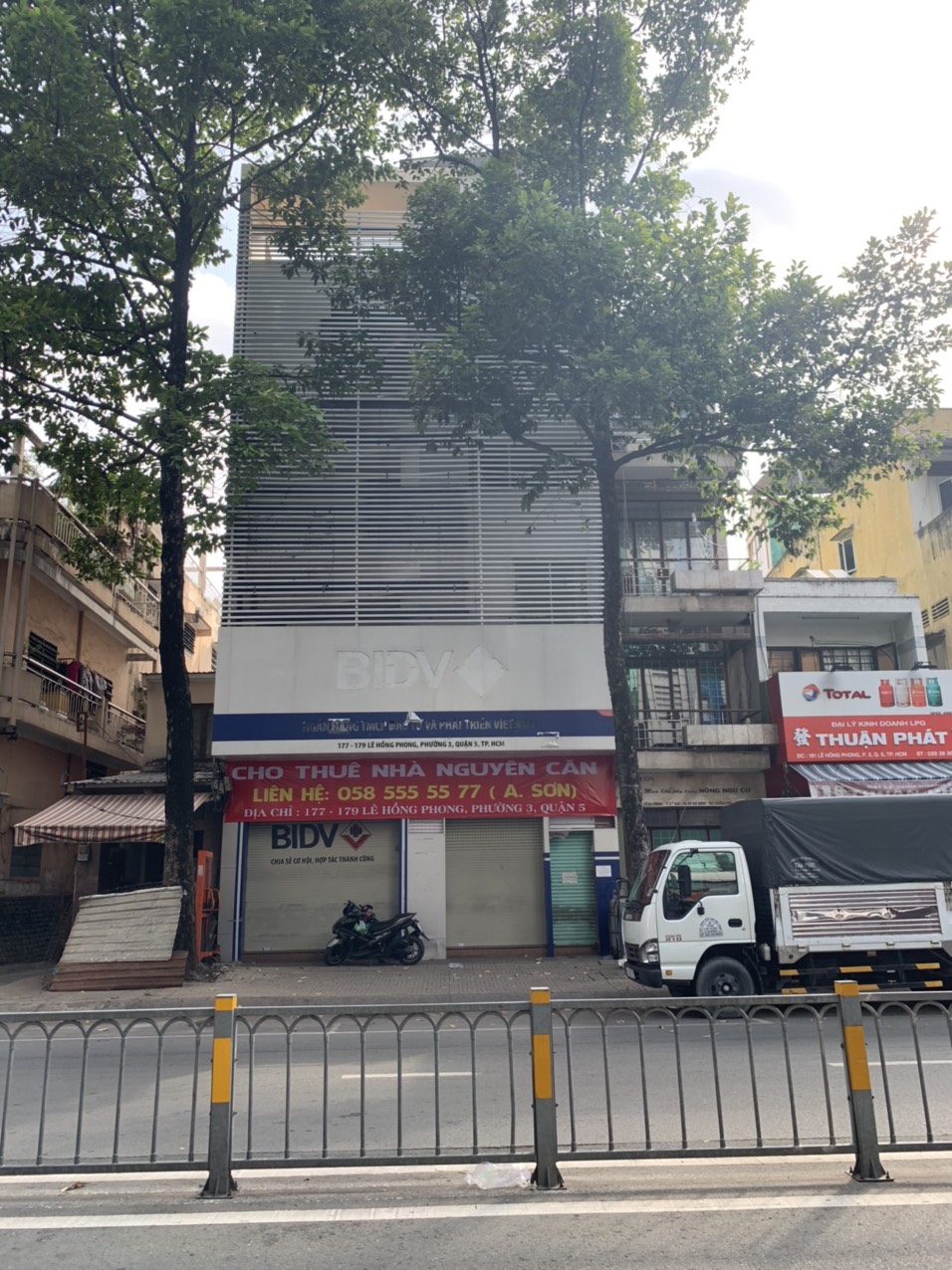 Siêu phẩm mặt tiền Ba Tháng Hai, P. 12, Q. 10 (12x28m) hầm, 8 lầu HĐT 500tr/tháng giá sốc 115 tỷ