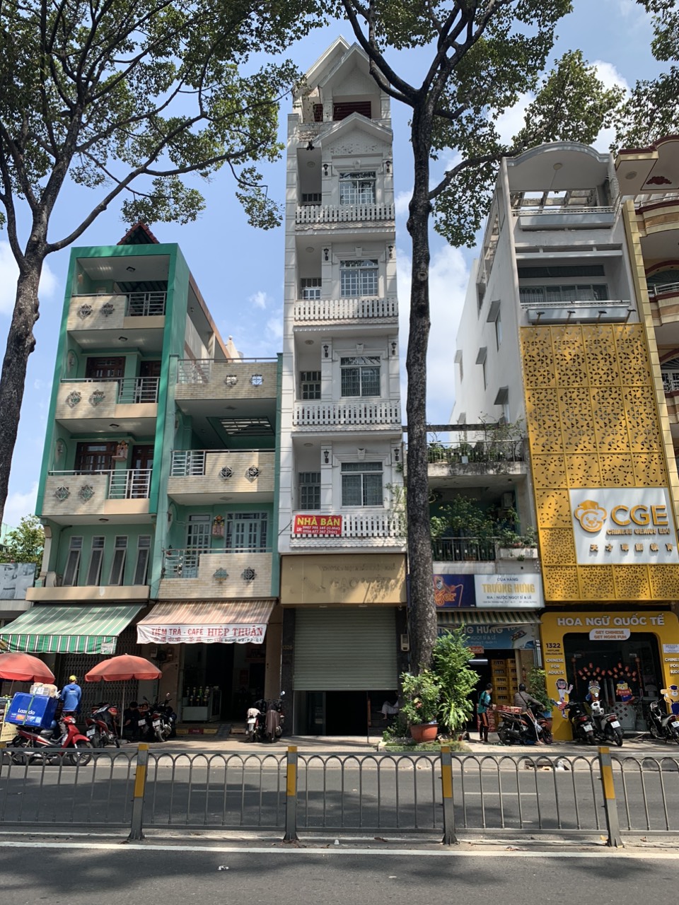 Bán nhà mặt tiền 3 tháng 2, Lê Hồng Phong, P12, Quận 10 DT: 4x25m 4 lầu, giá bán 30.5tỷ TL