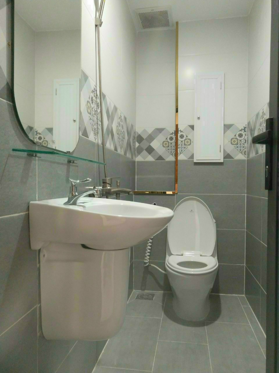 Chính chủ bán, nhà mới, 574 Hẻm Sinco QBT, (8x9m 4L ST) - 6.45 tỷ