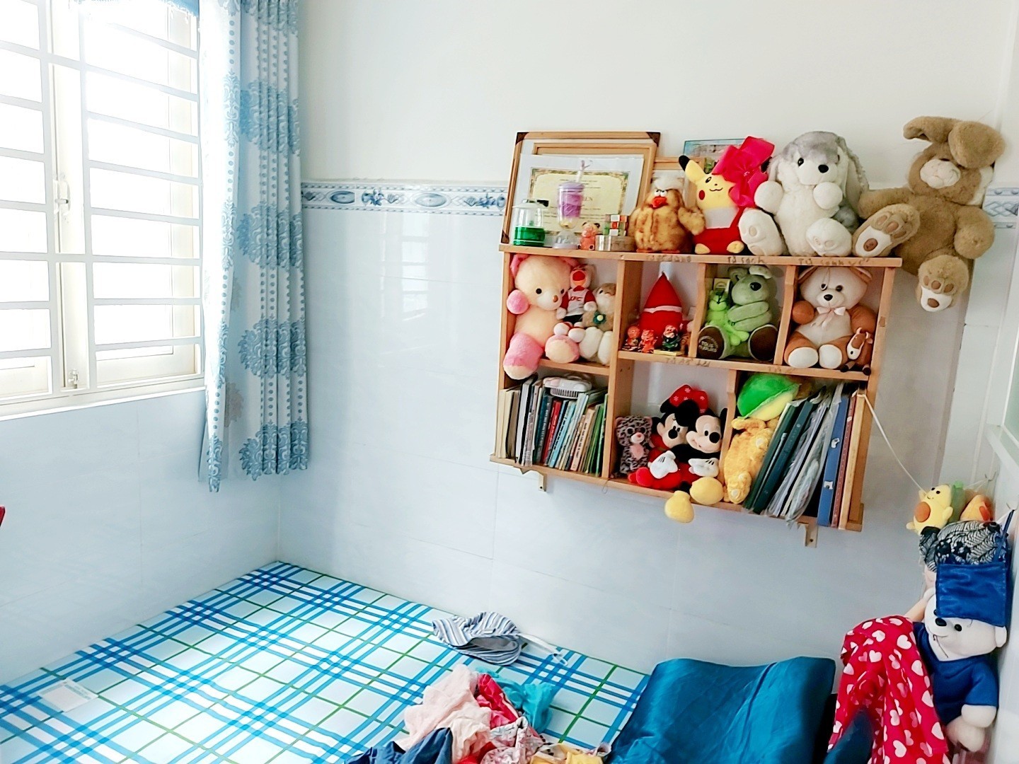 Vào viện dưỡng lão, bán gấp nhà 4 tầng BTCT Lô Tư Bình Tân, khu đông đúc chỉ 4.2 tỷ. TL