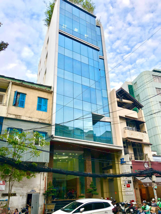 Chính chủ. Cho thuê toà 5B Trần Nhật Duật. Hiện doanh thu full toà nhà, căn hộ dịch vụ. Còn offer