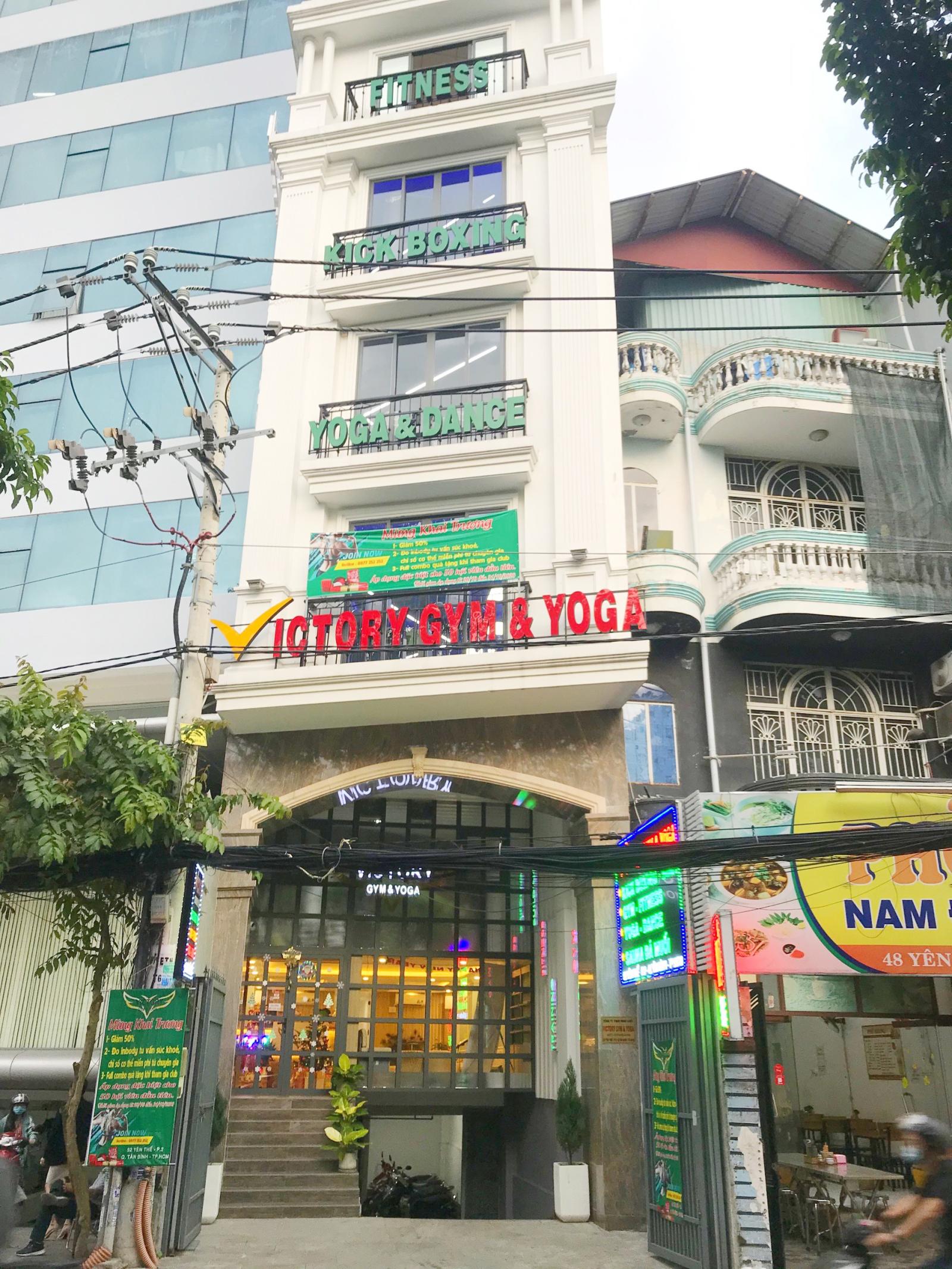 Bán nhà mặt tiền 5 lầu đường Nguyễn Chí Thanh, Q10. DT: 4.3x18m. Giá 25 tỷ
