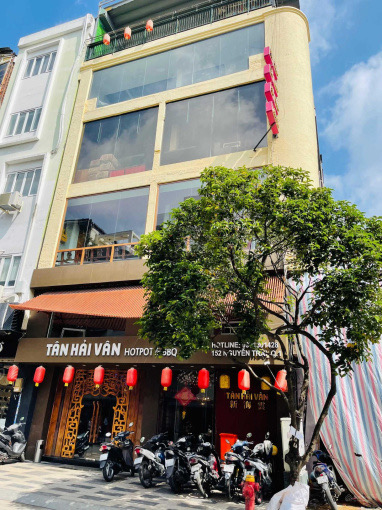 Bán nhà để đi ra nước ngoài MT Nguyễn Trãi, Bến Thành, Q1 4.1x19m, 4 tầng HĐT: 150tr/tháng còn 3năm