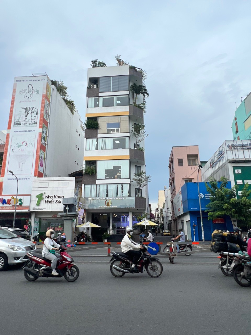 Bán gấp nhà đường Nguyễn Chí Thanh gần Chợ Rẫy, Q. 5 DT: 5.25x20m - NH 7.6m giá 43 tỷ TL