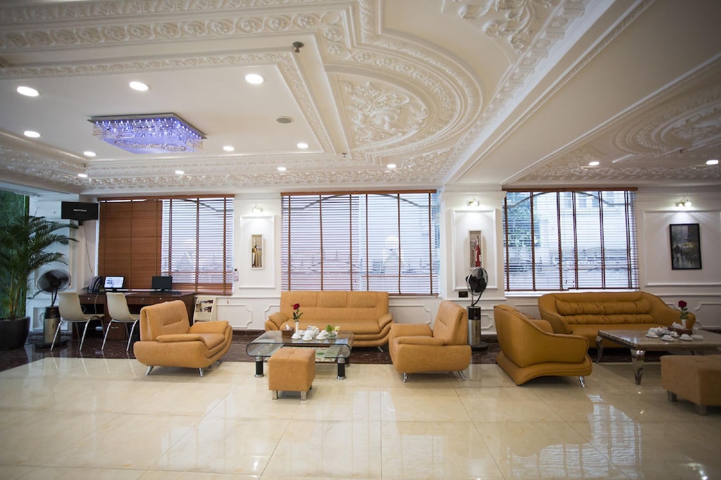 Bán khách sạn A25 hầm 10 lầu (400m2 đất) mặt tiền Lê Thị Riêng Q1. Nắm chủ trực tiếp