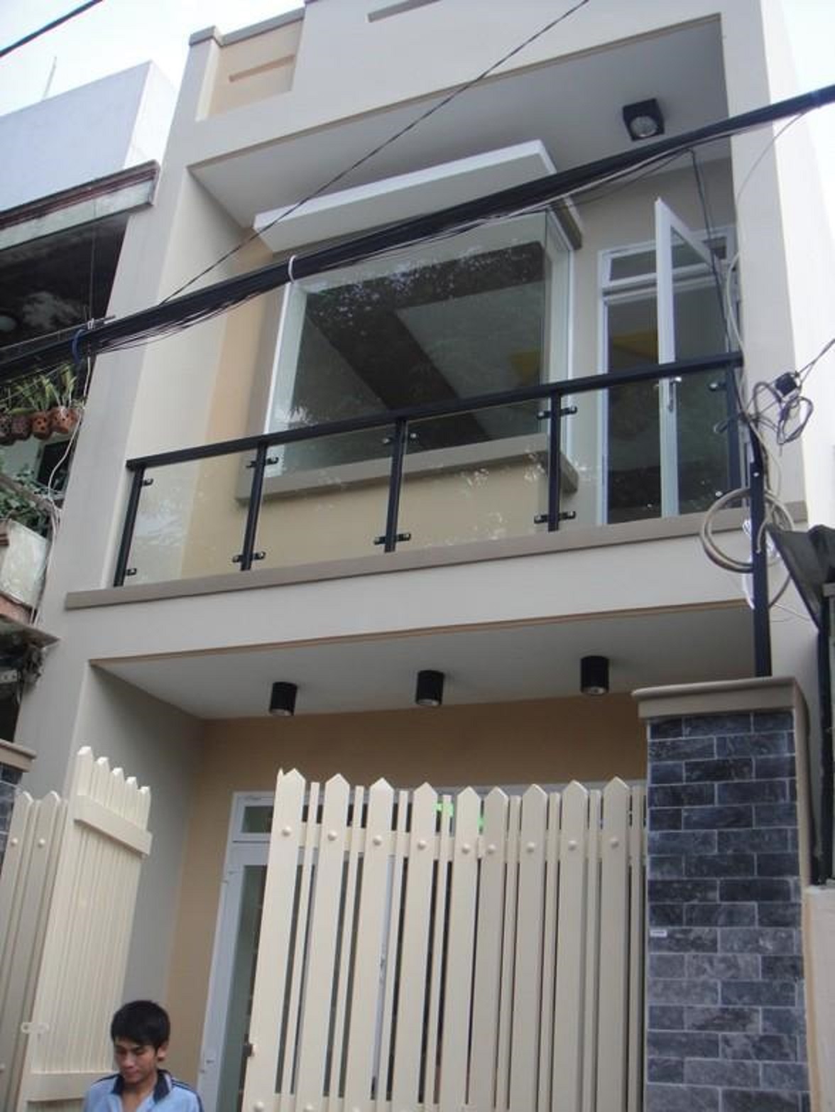 Bán nhà 1 lầu đẹp hẻm trãi nhựa đường Nguyễn Tri Phương Quận 5; 4.1x22m