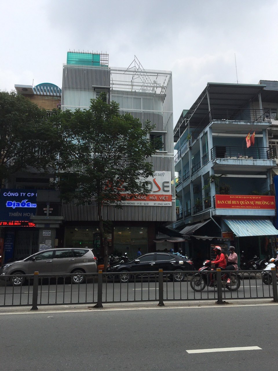 Bán gấp 1 siêu phẩm building Đường Nguyễn Trãi Quận 1 DT 10x20m hầm + 8 tầng 65 tỷ