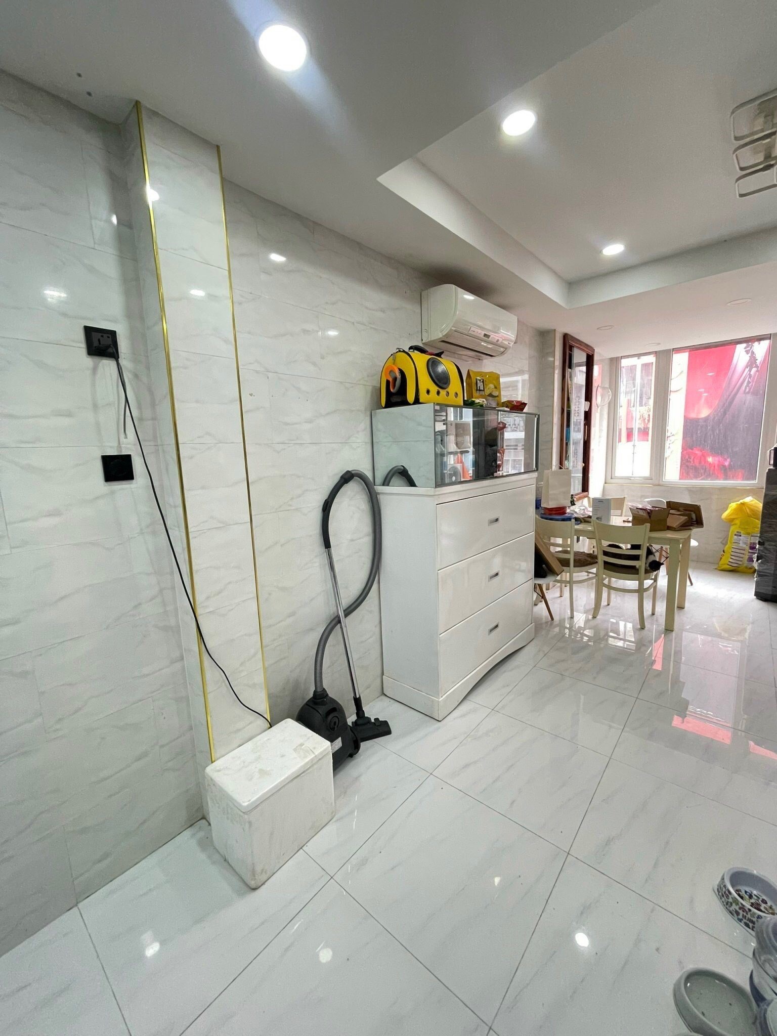 KẸT NỢ BÁN GẤP nhà MT Nguyễn Đình Chiểu Quận 3 7tầng chỉ 18.2TỶ