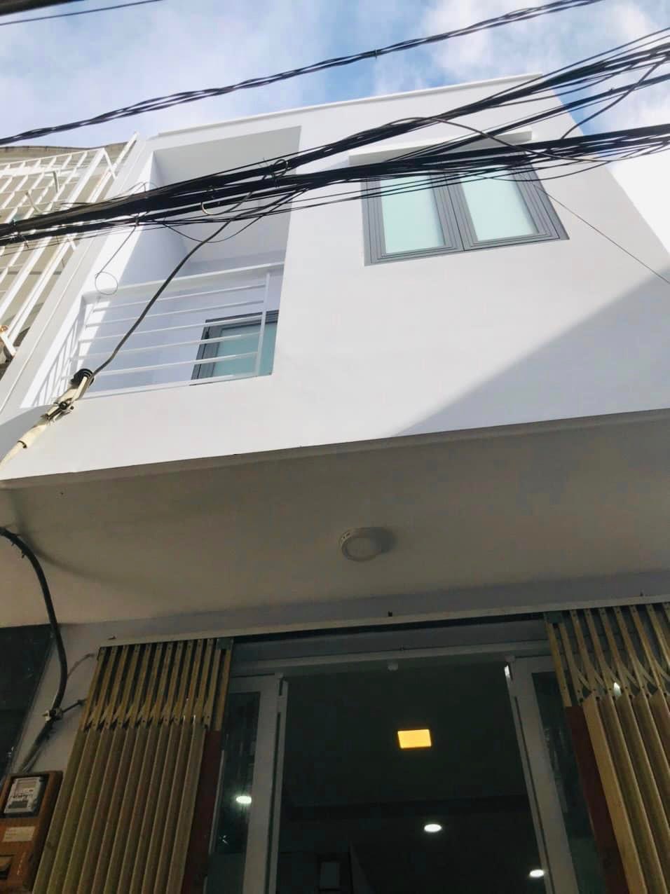 BÁN NHÀ QUẬN 7 CHỈ 2.1 TỶ SÁT LOTTE MART